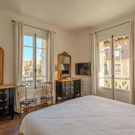 D'auge فيلة